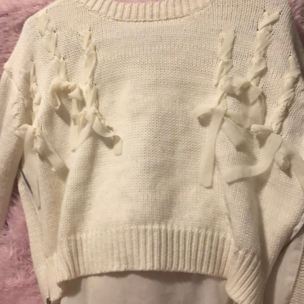 Original sweater from Linzi